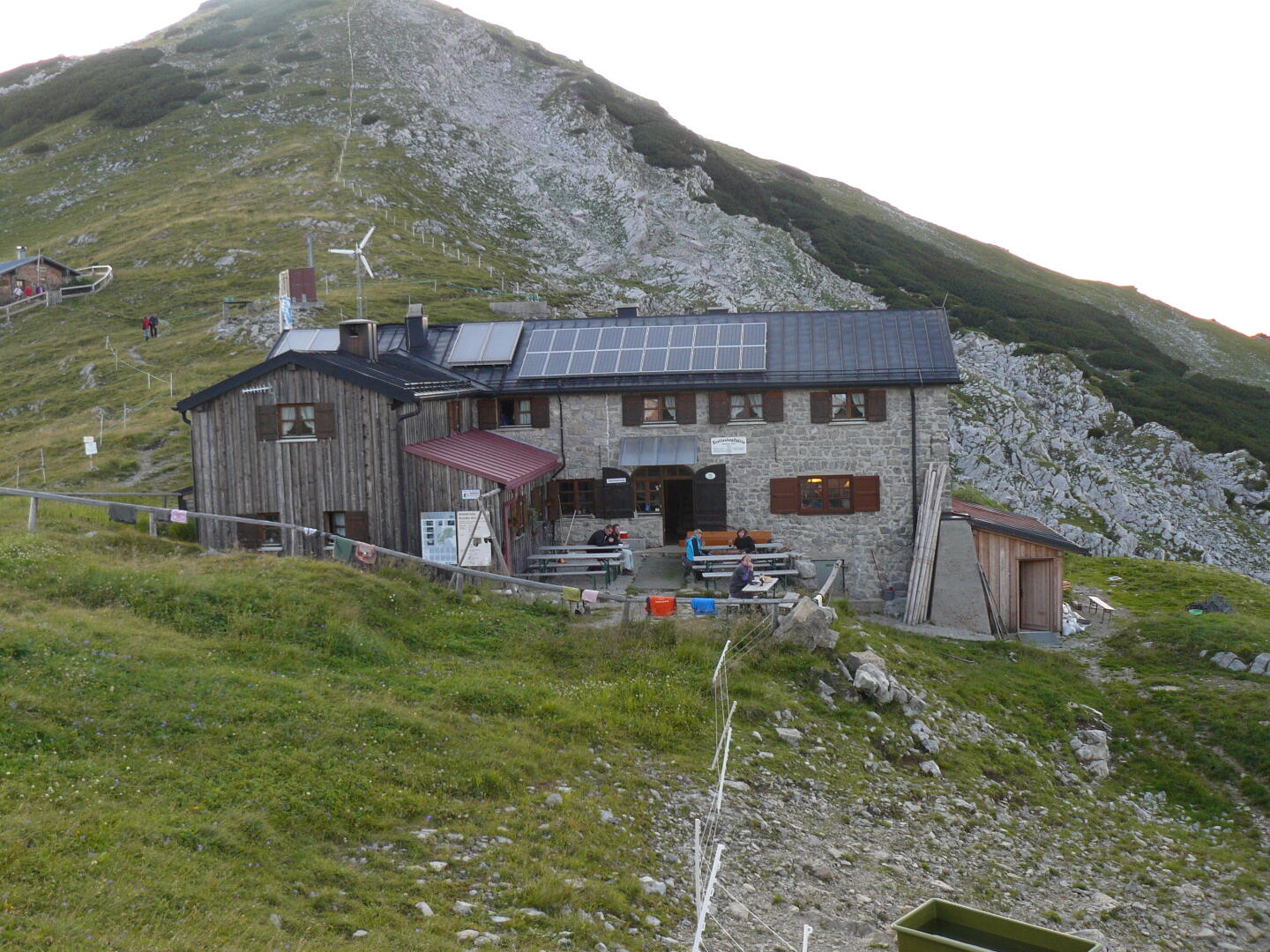 Die Weilheimer Hütte (oder Krottenkopfhütte)