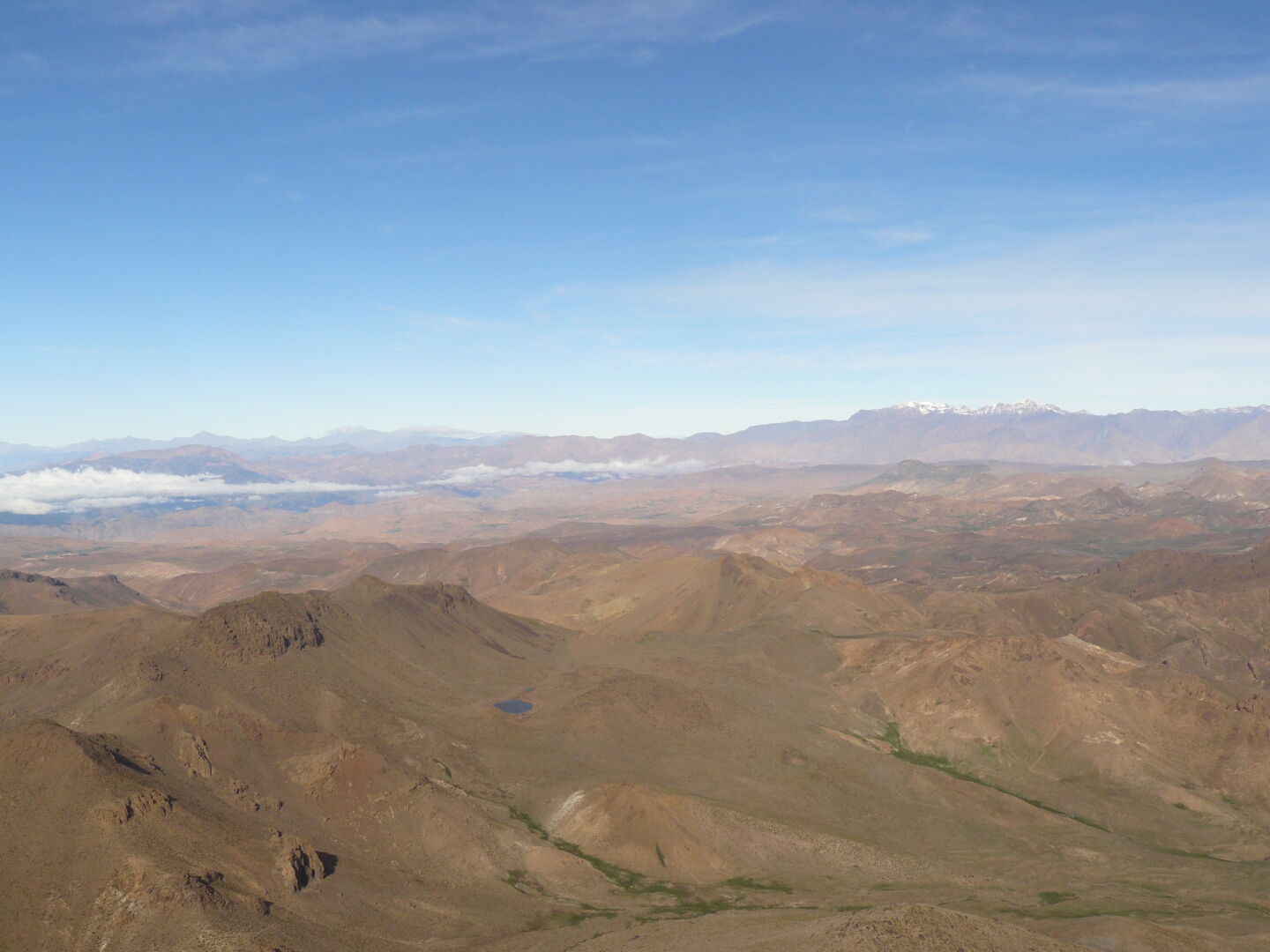 Auf dem Gipfel &mdash; Gipfelpanorama mit Blick auf den Toubkal.